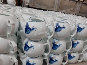 Xưởng sản xuất gốm sứ số lượng lớn theo yêu cầu ở đâu uy tín, tốt nhất? Xuong san xuat gom su so luong lon theo yeu cau o dau uy tin tot nhat