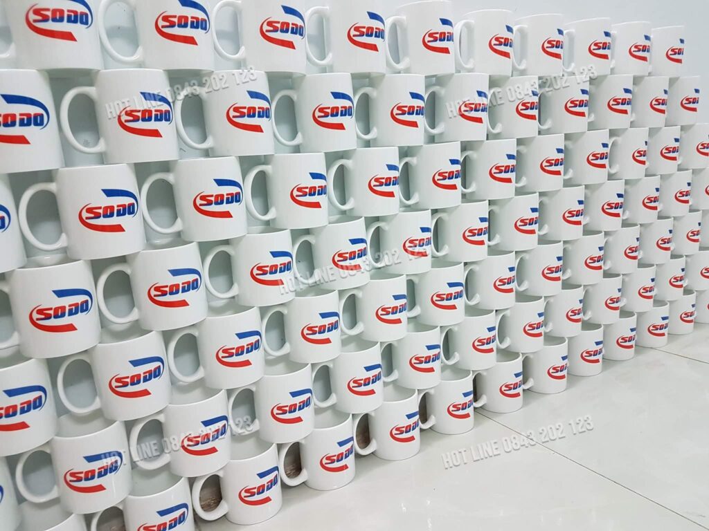 Xưởng sản xuất quà tặng cho công nhân in logo miễn phí