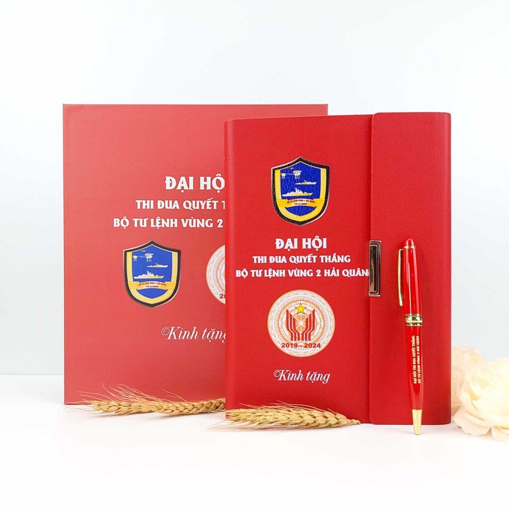 Bộ quà tặng Giftset sổ bút - Sáng tạo và ý nghĩa trong từng món quà qua-nhan-vien-so-tay