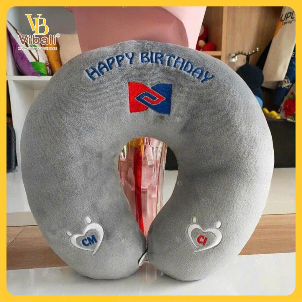 Gối Tựa Cổ Thêu Logo