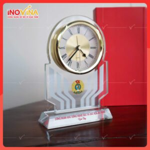 Quà Tặng Doanh Nghiệp Theo Concept – Giải Pháp Quà Tặng Thương Hiệu Toàn Diện Kỷ Niệm Chương Đồng Hồ Pha Lê INO-0162125