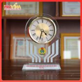 Kỷ Niệm Chương Đồng Hồ Pha Lê INO-0162125 Kỷ Niệm Chương Đồng Hồ Pha Lê INO-0162125