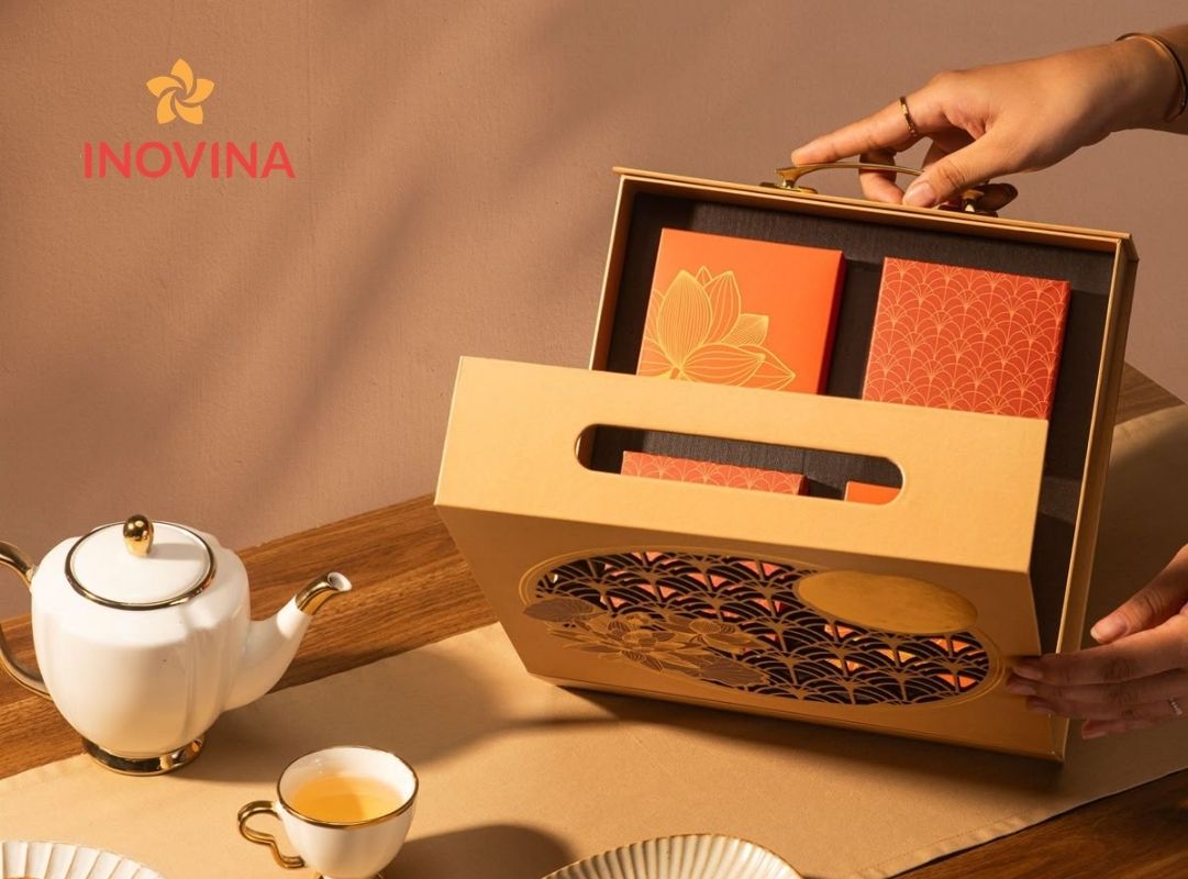 Bộ quà trà bánh tinh tế cho mùa trăng đoàn viên