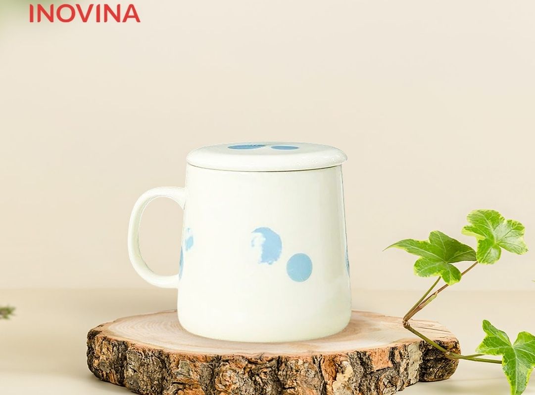 Ly sứ quà tặng in logo sắc nét, tăng nhận diện thương hiệu