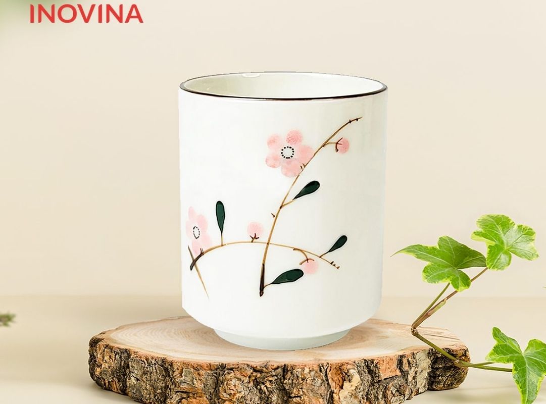 Ly sứ quà tặng thiết kế độc quyền nâng tầm thương hiệu 