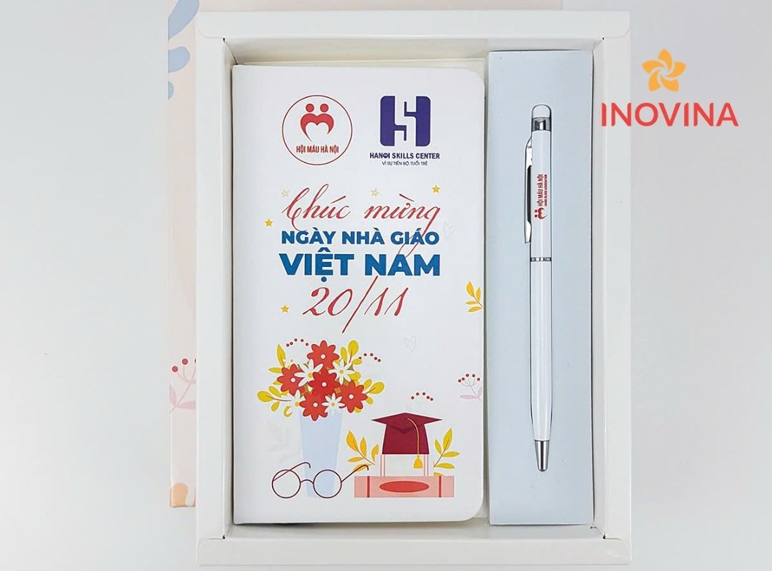 Set quà tặng 20/11 ý nghĩa, tôn vinh những người thầy, người cô tận tâm cống hiến 