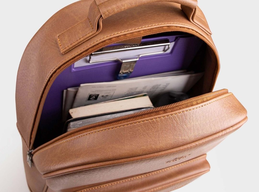 10+ mẫu túi xách công sở nam thanh lịch, thời trang Balo da công sở nam tiện dụng kết hợp thời trang hiện đại
