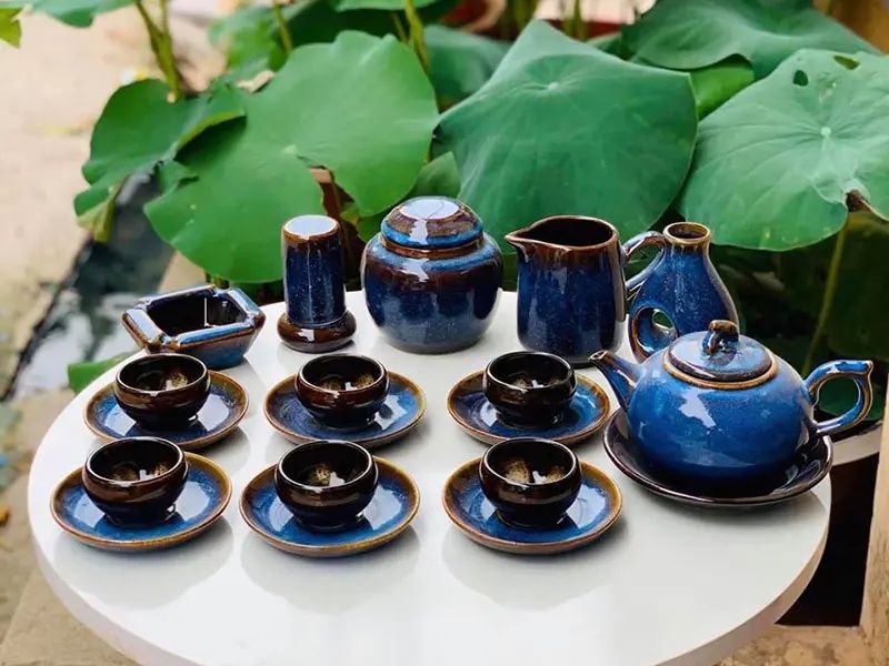 20+ quà tặng in logo bằng gốm sứ sang trọng Bộ ấm chén in logo lưu giữ dấu ấn kỷ niệm