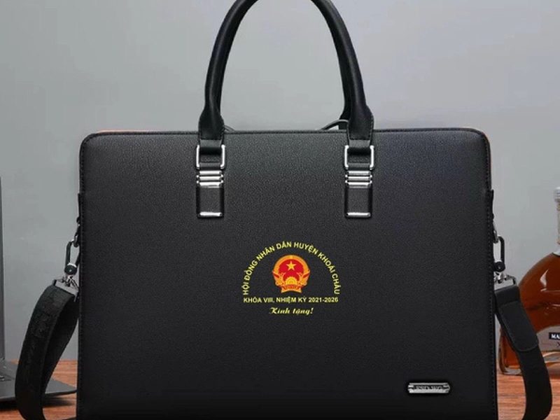 Cặp da đại hội đẹp, giá rẻ - In logo theo yêu cầu Cặp da đại hội đảng dáng công sở lịch lãm, bền đẹp, tiện dụng