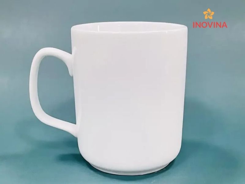 99+ Mẫu quà tặng công đoàn 28-7 thiết thực, giá rẻ Ly sứ trắng in logo Công đoàn trang nhã và thiết thực
