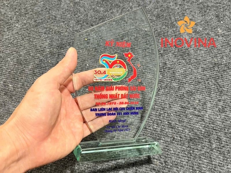 Quà tặng ngày 27/7 kỷ niệm chương tôn vinh những cống hiến 