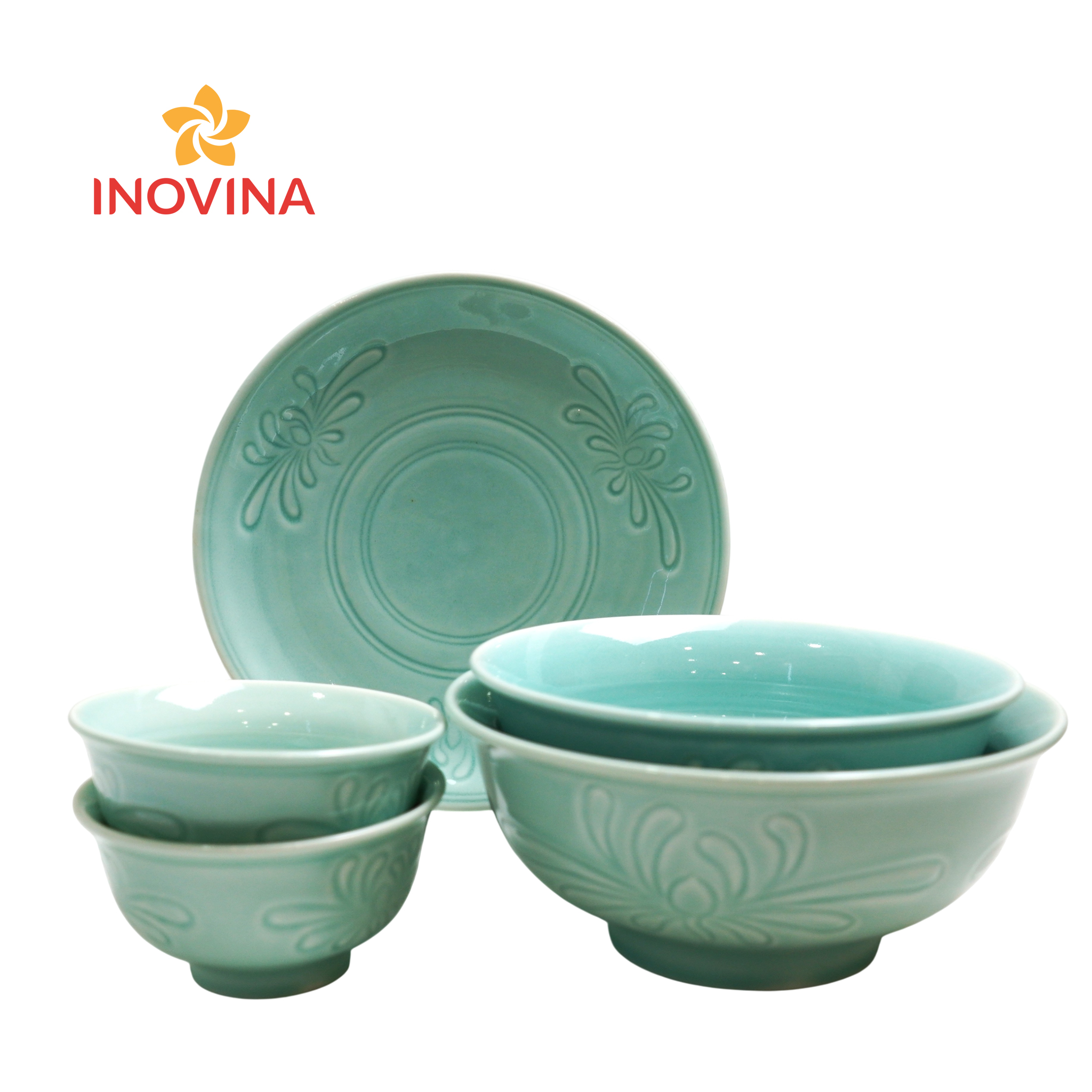 ung-dung-cua-bo-ban-an-gom-su